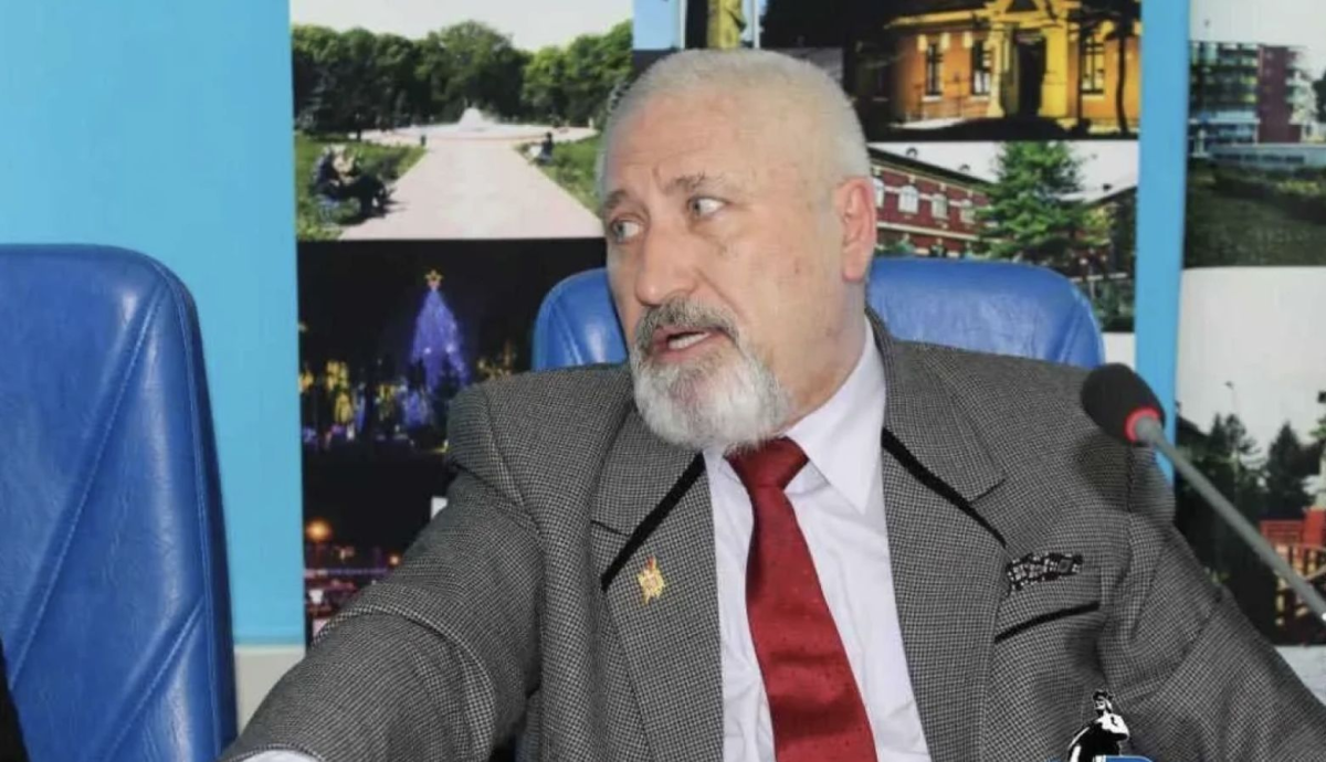 Un fost profesor al Academiei SRI neaga Holocaustul: „Nu exista evreu roman dus in Transnistria” Un fost profesor al Academiei SRI neaga Holocaustul: „Nu exista evreu roman dus in Transnistria”