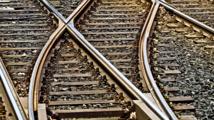 Un tren de mare viteză va traversa litoralul Mării Negre. Va merge cu 250 km/h