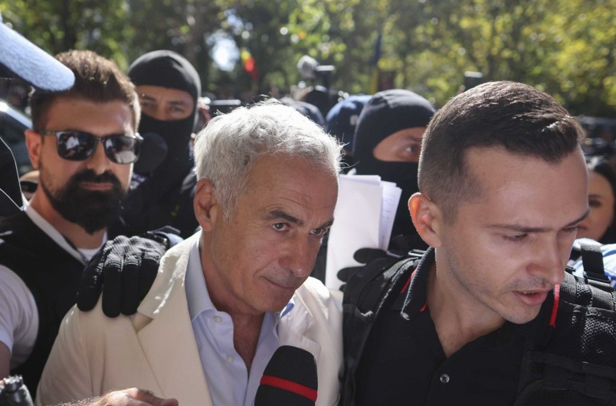 Magistratii au decis: Calin Georgescu ramane in arest pentru inca 30 de zile Magistratii au decis: Calin Georgescu ramane in arest pentru inca 30 de zile