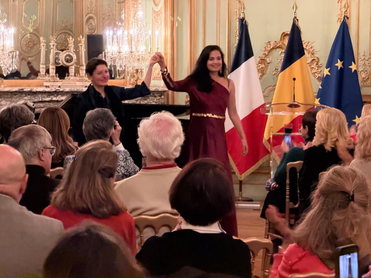 &bdquo;Zambetul muzicii&rdquo; ajunge la Constanta: Soprana Teodora Gheorghiu si pianista Diana Ionescu, recital de exceptie la Colegiul de Arte