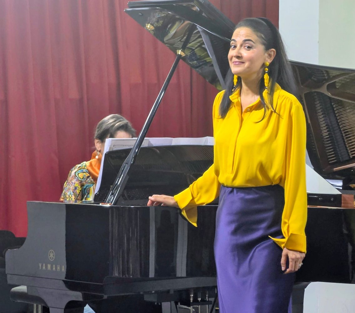 &bdquo;Zambetul muzicii&rdquo; ajunge la Constanta: Soprana Teodora Gheorghiu si pianista Diana Ionescu, recital de exceptie la Colegiul de Arte