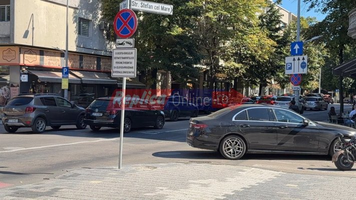Noul regulament al parcărilor le ia și zațul din cafea clienților localurilor de pe bulevardul Tomis. Video 