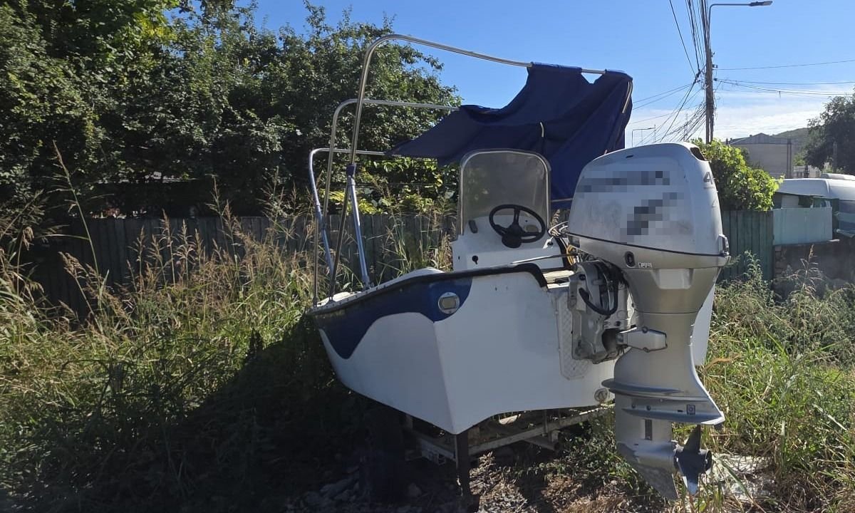 Un motor de ambarcatiune, cautat de autoritatile suedeze, a fost gasit in Tulcea Un motor de ambarcatiune, cautat de autoritatile suedeze, a fost gasit in Tulcea