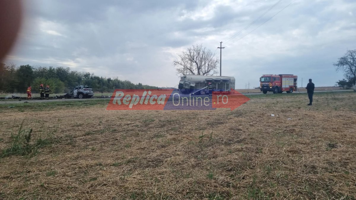 Accident mortal la iesire din Murfatlar spre Ciocarlia de Sus! Un sofer a murit carbonizat. Video Accident mortal la iesire din Murfatlar spre Ciocarlia de Sus! Un sofer a murit carbonizat. Video