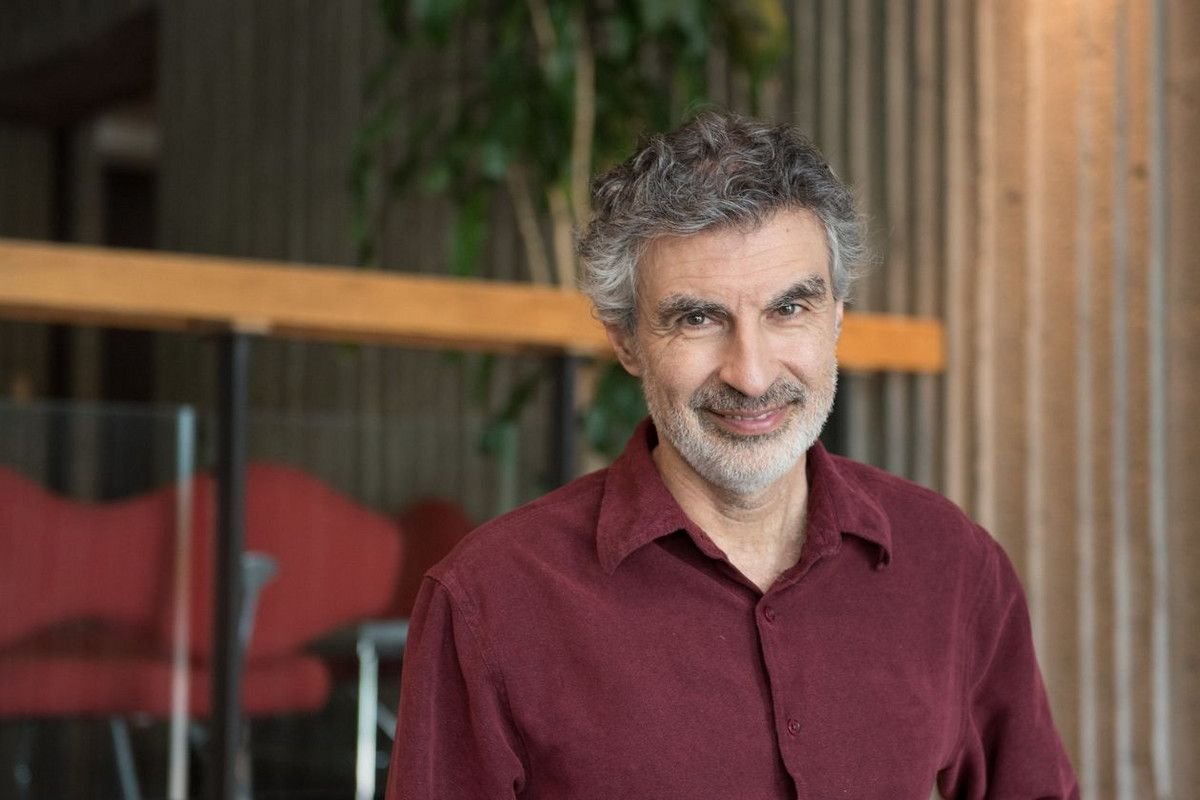 Yoshua Bengio, nasul inteligentei artificiale: Reglementarea AI se apropie de un punct de cotitura similar cu cel al pandemiei de COVID Yoshua Bengio, nasul inteligentei artificiale: Reglementarea AI se apropie de un punct de cotitura similar cu cel al pandemiei de COVID