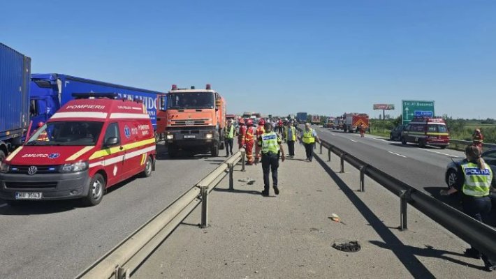 Accident rutier cu un rănit între două ansambluri rutiere, pe autostrada A2, sensul București - Constanța