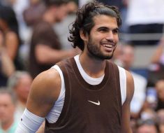 Alcaraz cere să se pună capăt meciurilor nocturne la turneele de Grand Slam Alcaraz cere să se pună capăt meciurilor nocturne la turneele de Grand Slam