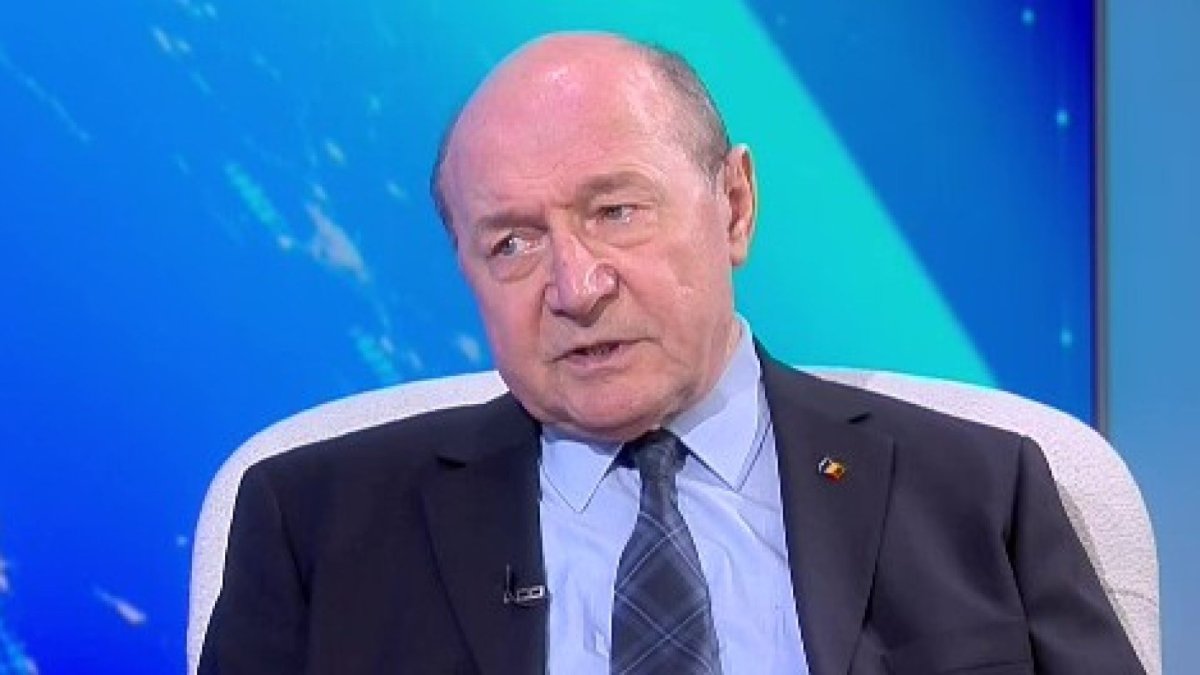 Basescu il ataca pe Kelemen Hunor: „Nu mai are ce sa linga la Budapesta si cauta in zona autohtona“ Basescu il ataca pe Kelemen Hunor: „Nu mai are ce sa linga la Budapesta si cauta in zona autohtona“