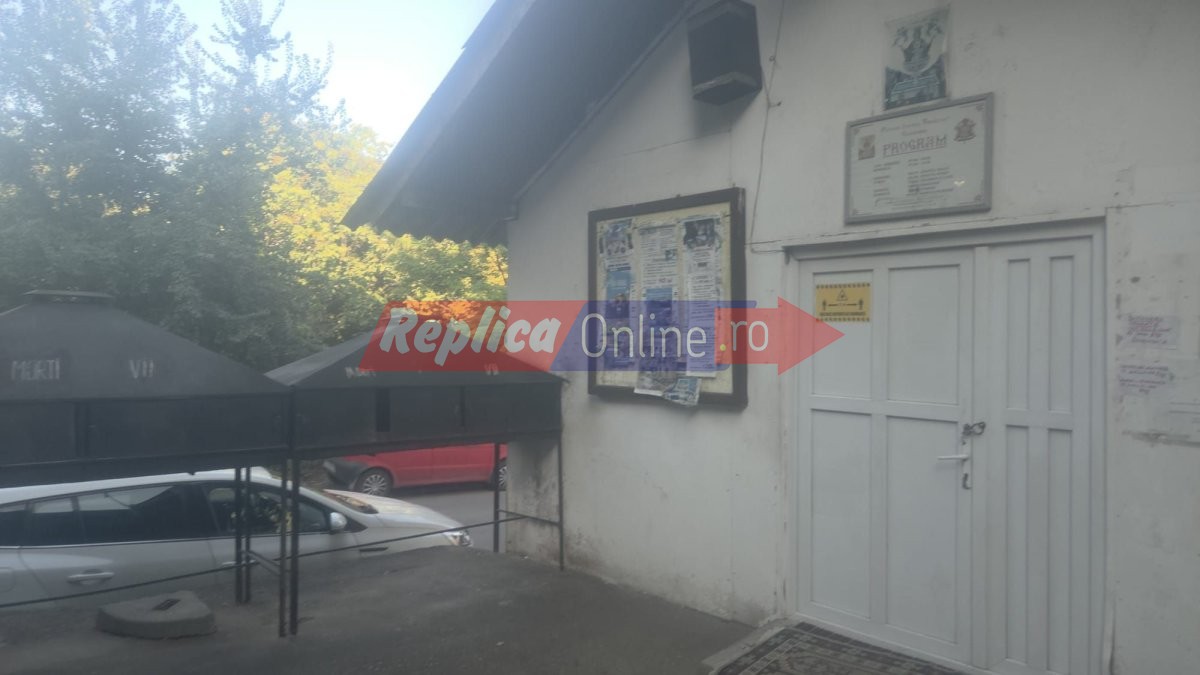 Vergil Chitac clarifica situatia bisericii de pe trotuar: „Trebuie eliberat spatiul public si biserica relocata!“ Video Vergil Chitac clarifica situatia bisericii de pe trotuar: „Trebuie eliberat spatiul public si biserica relocata!“ Video