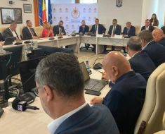 Urlete în Parlament pe tema sprijinirii Ucrainei: „Vreți să ne băgați în război!” 