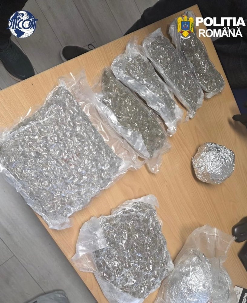 Captura importanta de droguri in Maramures: Un barbat a fost arestat dupa ce a fost prins vanzand kilograme de canabis dintr-o autoutilitara