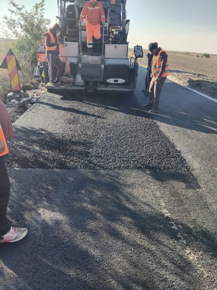 Drumuri Judetene Constanta continua investitiile: Covor asfaltic nou pe tronsonul Pestera-Pietreni Drumuri Judetene Constanta continua investitiile: Covor asfaltic nou pe tronsonul Pestera-Pietreni
