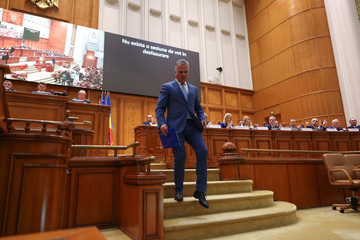 Cu 182 de voturi, Guvernul Siegfried Muresan este al doilea cel mai putin votat vreodata Executiv de Parlament Cu 182 de voturi, Guvernul Siegfried Muresan este al doilea cel mai putin votat vreodata Executiv de Parlament