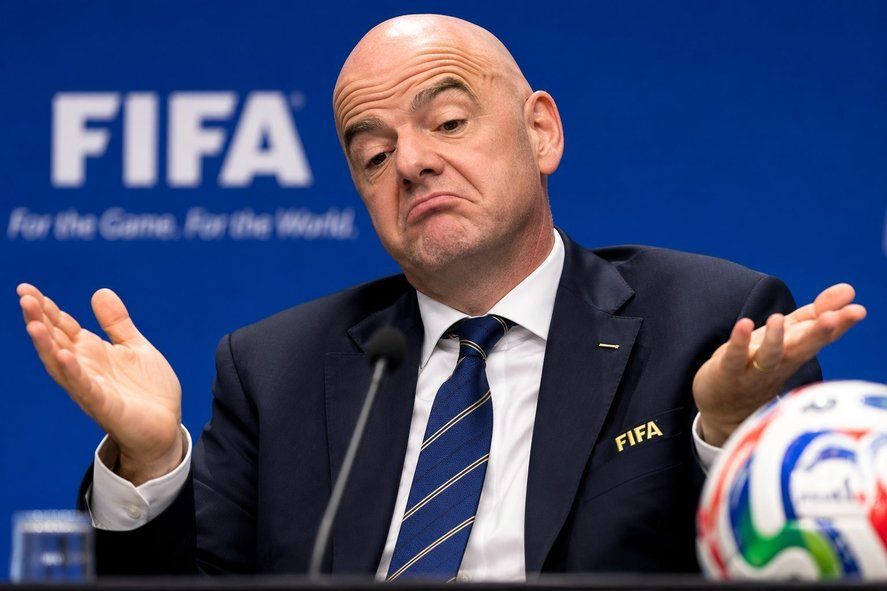 Un „al doilea salariu” pentru Infantino? FIFA neaga orice plata a unei sume uriase nedeclarate catre conducatorul sau Un „al doilea salariu” pentru Infantino? FIFA neaga orice plata a unei sume uriase nedeclarate catre conducatorul sau
