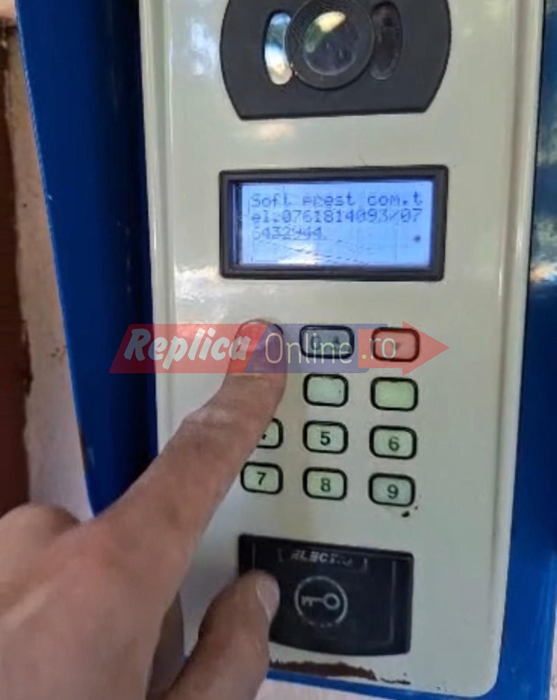 Zeci de interfoane de la scarile blocurilor din Constanta au fost vandalizate. Locatarii sunt disperati. Video Zeci de interfoane de la scarile blocurilor din Constanta au fost vandalizate. Locatarii sunt disperati. Video
