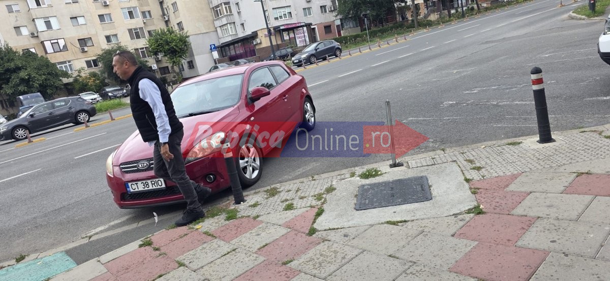 Accident rutier la Dacia, produs intre un autoturism si un autobuz CT BUS. Video Accident rutier la Dacia, produs intre un autoturism si un autobuz CT BUS. Video