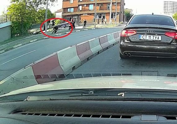 Care este starea de sănătate a bărbatului lovit de un stâlp de electricitate