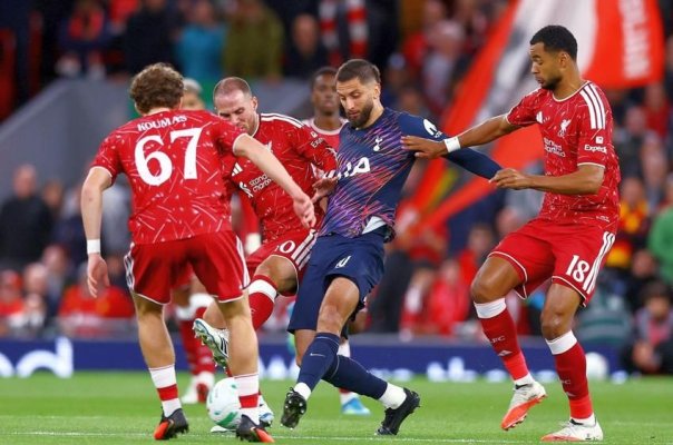 Liverpool o bate pe Tottenham și se califică în optimile de finală din Cupa Ligii Angliei 