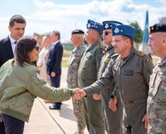 Ministrul Apărării Radu Miruță s-a întânit cu omologul spaniol, la Baza Aeriană de la Mihail Kogălniceanu
