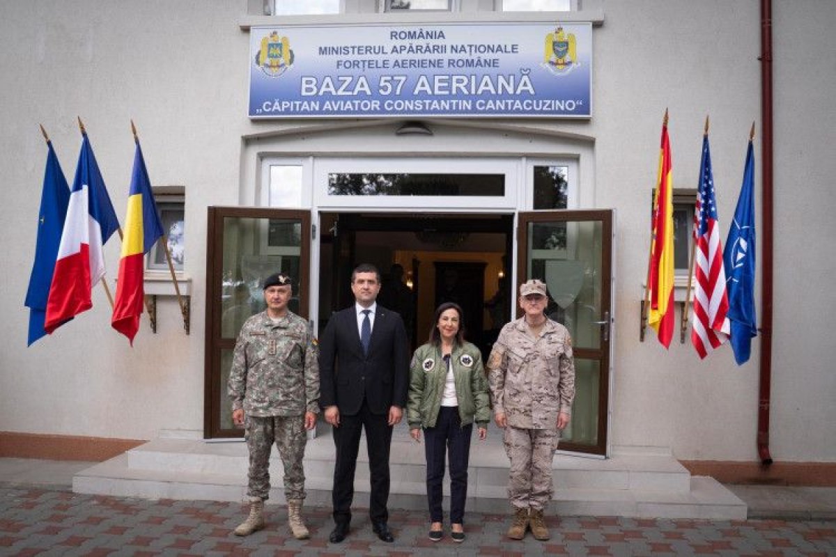Ministrul Apararii Radu Miruta s-a intanit cu omologul spaniol, la Baza Aeriana de la Mihail Kogalniceanu Ministrul Apararii Radu Miruta s-a intanit cu omologul spaniol, la Baza Aeriana de la Mihail Kogalniceanu
