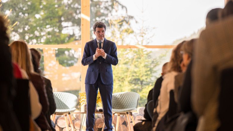 Nicusor Dan, la Summitul Comunitatii din SUA: Pentru cei care au plecat, Romania a lasat gustul amar al promisiunilor neindeplinite Nicusor Dan, la Summitul Comunitatii din SUA: Pentru cei care au plecat, Romania a lasat gustul amar al promisiunilor neindeplinite