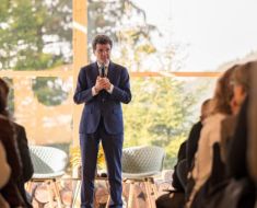Nicuşor Dan, la Summitul Comunităţii din SUA: Pentru cei care au plecat, România a lăsat gustul amar al promisiunilor neîndeplinite  