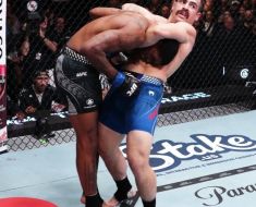 UFC: După 57 de secunde de luptă, poliţistul Luis Hernandez l-a dominat pe fostul deţinut Sedriques Dumas UFC: După 57 de secunde de luptă, poliţistul Luis Hernandez l-a dominat pe fostul deţinut Sedriques Dumas