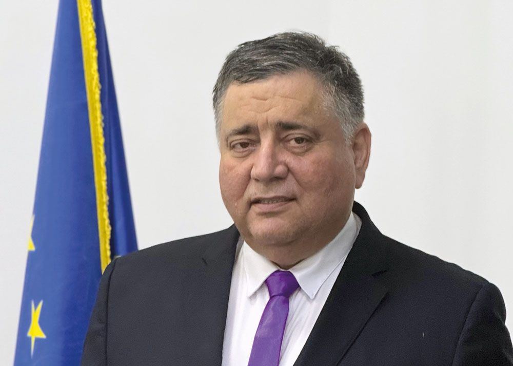 Firma consulului onorific al Indoneziei la Constanta a intrat in insolventa, dupa ce a secat „bancomatul“ Ministerului Agriculturii Firma consulului onorific al Indoneziei la Constanta a intrat in insolventa, dupa ce a secat „bancomatul“ Ministerului Agriculturii