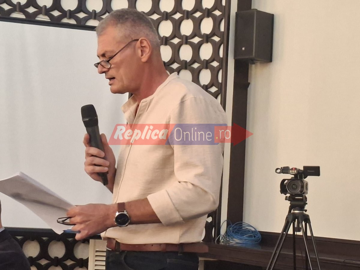 Scandal la dezbaterea publica privind Regulamentul parcarilor publice din municipiul Constanta! Video Scandal la dezbaterea publica privind Regulamentul parcarilor publice din municipiul Constanta! Video