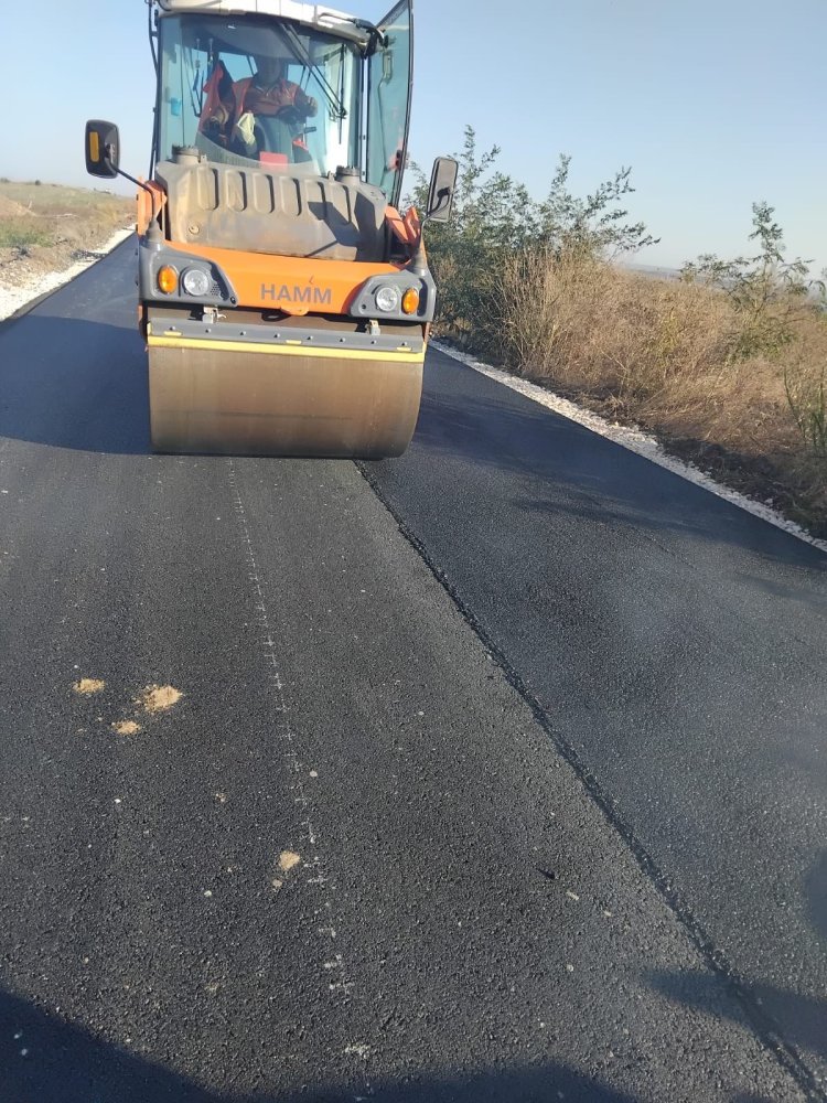 Drumuri Judetene Constanta continua investitiile: Covor asfaltic nou pe tronsonul Pestera-Pietreni Drumuri Judetene Constanta continua investitiile: Covor asfaltic nou pe tronsonul Pestera-Pietreni