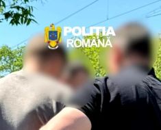 A încercat să spargă trei locuințe într-o seară. Ultima oară a fost prins de polițiști