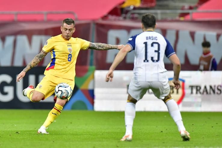 Experiment esuat al lui Gheorghe Hagi. Romania a fost invinsa de Bosnia, scor 4-2, in Liga Natiunilor Experiment esuat al lui Gheorghe Hagi. Romania a fost invinsa de Bosnia, scor 4-2, in Liga Natiunilor