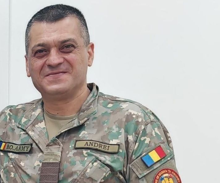 Camarazii nu lasa pe nimeni in urma: Apel la solidaritate pentru militarul Andrei Atos, angajat al Spitalului Militar Constanta Camarazii nu lasa pe nimeni in urma: Apel la solidaritate pentru militarul Andrei Atos, angajat al Spitalului Militar Constanta