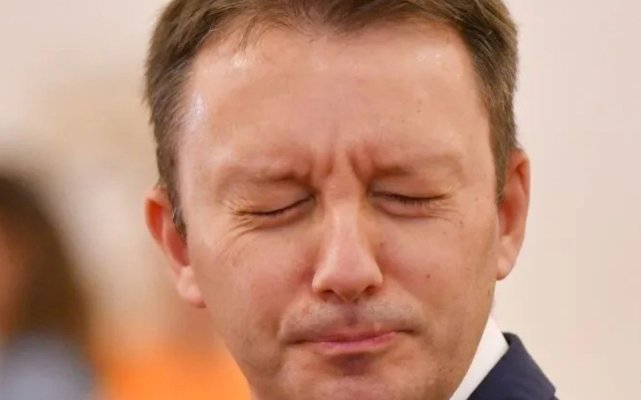 Programul de guvernare, plin de erori și contradicții, făcut pe genunchi și acceptat cu ochii închiși de Siegfried Mureșan