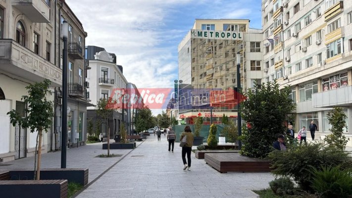 Paradoxul promenadei pe care bate vântul! Cum a devenit str. Ștefan cel Mare o alee pietonală a afișelor „De închiriat”. Video