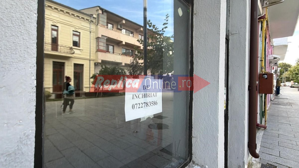 Paradoxul promenadei pe care bate vantul! Cum a devenit str. stefan cel Mare o alee pietonala a afiselor &bdquo;De inchiriat&rdquo;. Video