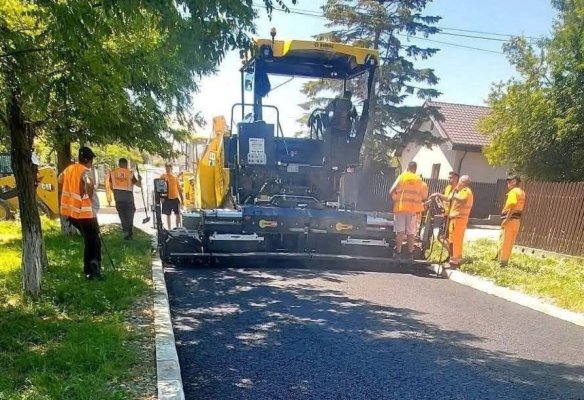 Primarul din Tuzla, Reșit Taner, anunț despre turnarea asfaltului pe mai multe străzi din comună