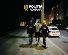 Percheziții la Medgidia și Cuza Vodă. Hoții ar fi furat sute de kilograme de cabluri și sute de litri de motorină. Video Percheziții la Medgidia și Cuza Vodă. Hoții ar fi furat sute de kilograme de cabluri și sute de litri de motorină. Video