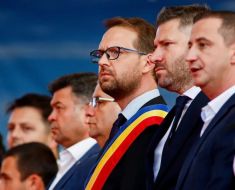 Alfred Simonis nu s-a mai abținut după ce Dominic Fritz s-a folosit de Revoluție ca să se vaite Alfred Simonis nu s-a mai abținut după ce Dominic Fritz s-a folosit de Revoluție ca să se vaite