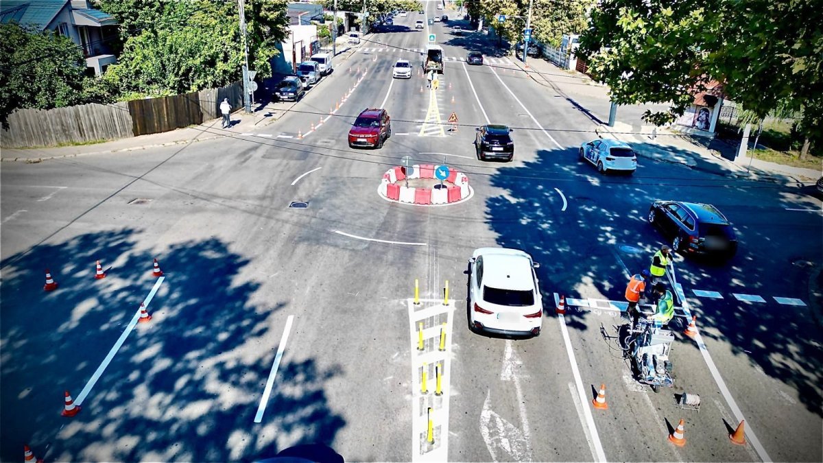 Un sens giratoriu a fost amenajat pe strada Cumpenei 