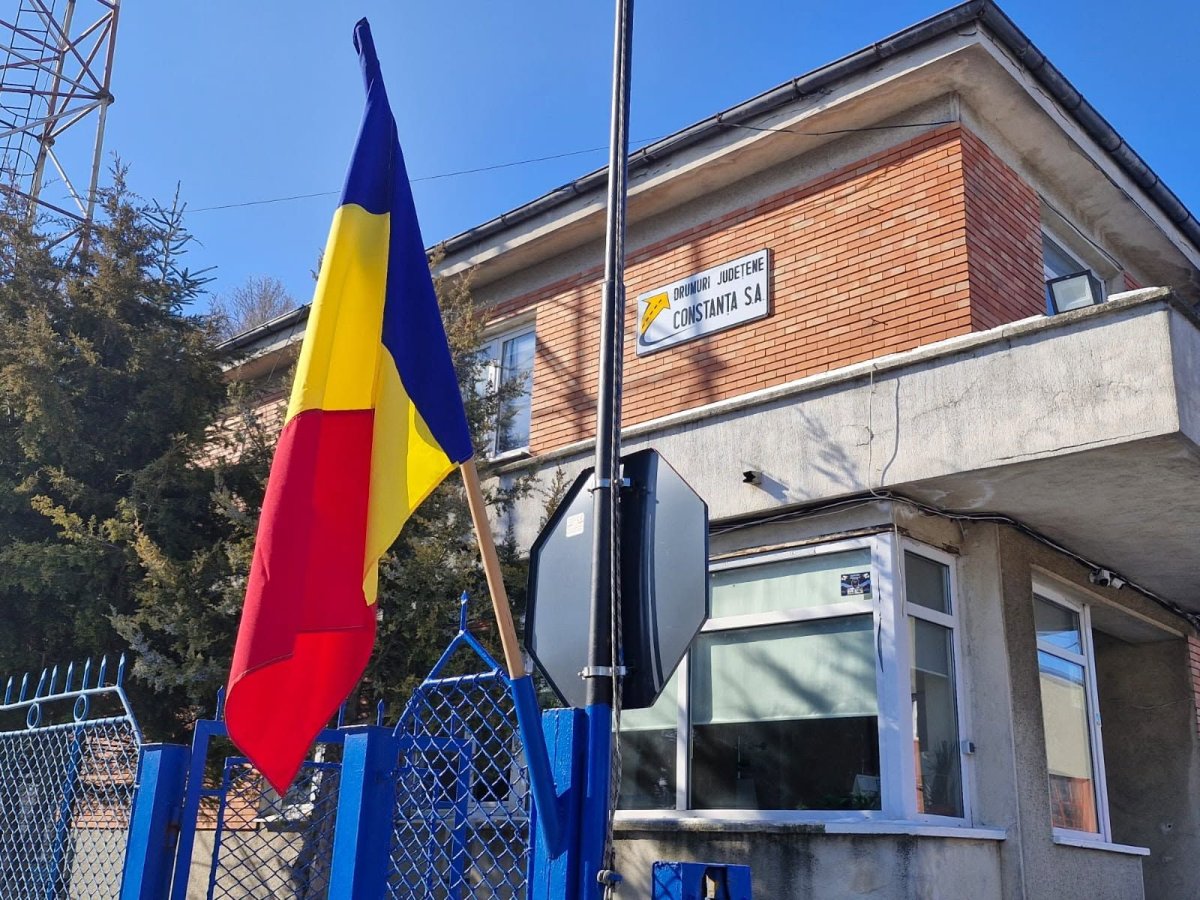 Pregatiri pentru sezonul rece. Directorul DJCT, Adrian Bizineche, da asigurari ca nu vor fi probleme pe drumurile judetene, in iarna aceasta Pregatiri pentru sezonul rece. Directorul DJCT, Adrian Bizineche, da asigurari ca nu vor fi probleme pe drumurile judetene, in iarna aceasta