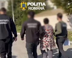O femeie de 60 de ani din Constanța a fost reținută pentru furt: Are 10 dosare deschise. Video 