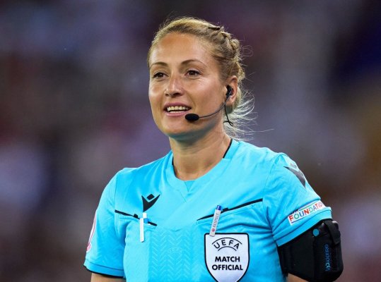 Fotbal feminin: Brigadă românească la meciul Manchester City - PSG din Liga Campionilor