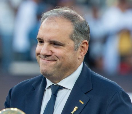 Alegeri la FIFA: Victor Montagliani, rivalul lui Infantino, renunţă la candidatură