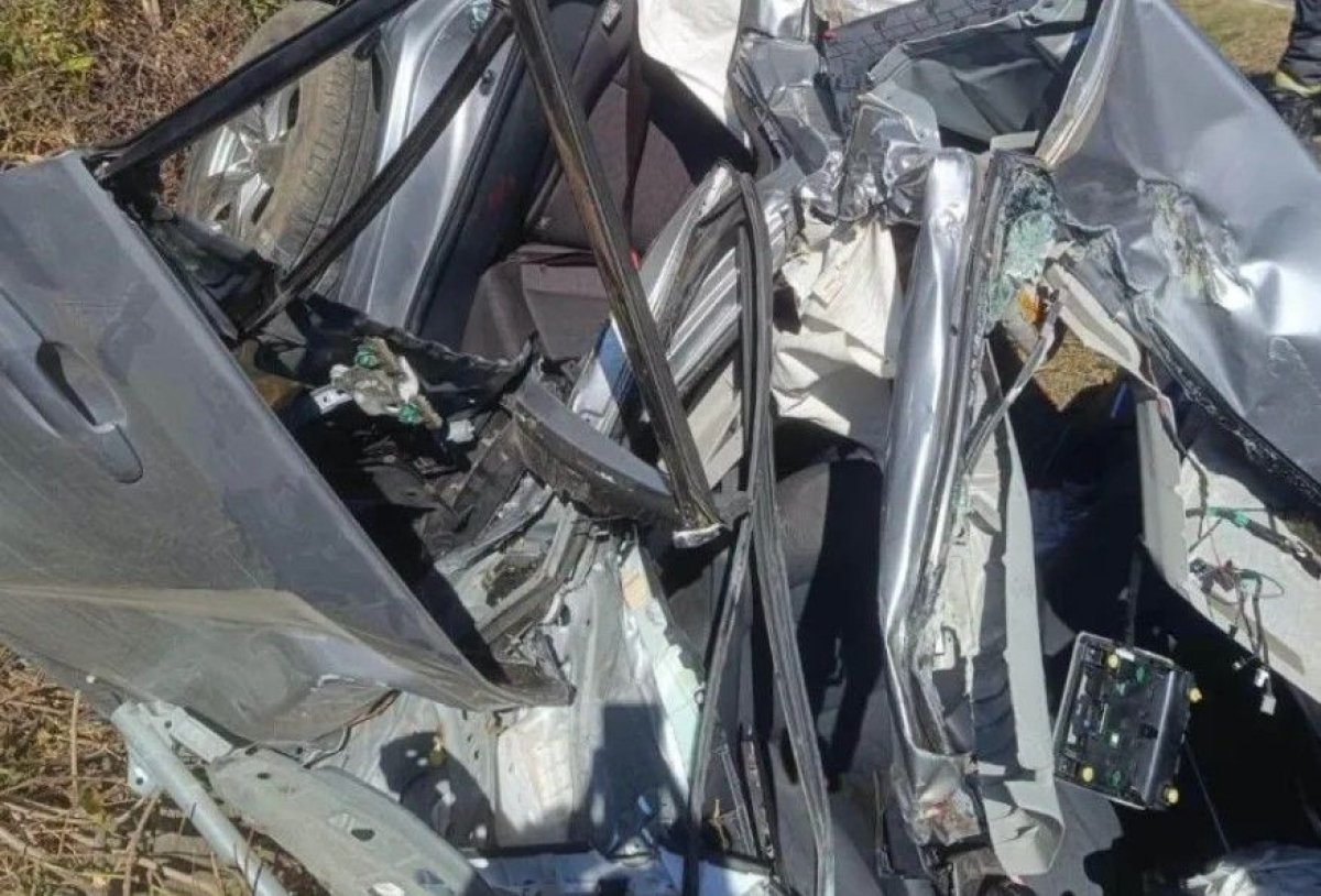 Sotia ministrului Culturii, victima intr-un accident mortal. Masina unei delegatii din R. Moldova a lovit un cap de pod Sotia ministrului Culturii, victima intr-un accident mortal. Masina unei delegatii din R. Moldova a lovit un cap de pod