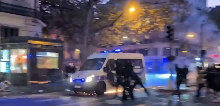 Haos în Franța: Peste 1.200 de arestări și clădiri incendiate după violențele din Paris și Limoges
