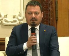 Bolojan l-a demis pe secretarul de stat Ionel Scrioşteanu, de la Transporturi - membru PNL și secretar de stat din 2019
