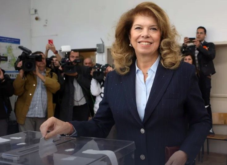 Iliana Iotova a castigat primul tur al alegerilor prezidentiale din Bulgaria Iliana Iotova a castigat primul tur al alegerilor prezidentiale din Bulgaria