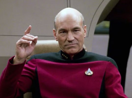 A murit căpitanul Picard din Star Trek. Actorul Patrick Stewart avea 86 de ani și suferea de Alzheimer