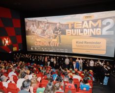 „Teambuilding 2” a adus peste 300.000 de spectatori în cinematografe în primele trei săptămâni de la lansare „Teambuilding 2” a adus peste 300.000 de spectatori în cinematografe în primele trei săptămâni de la lansare